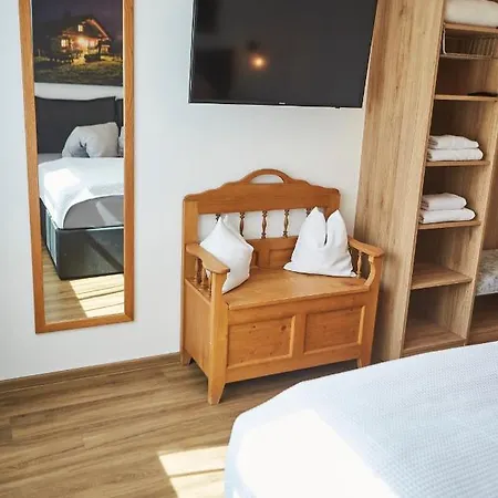 Apartment Hochwart Mit Eigenem Eingang