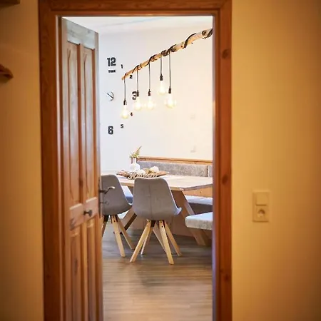 Hochwart Mit Eigenem Eingang Apartment *