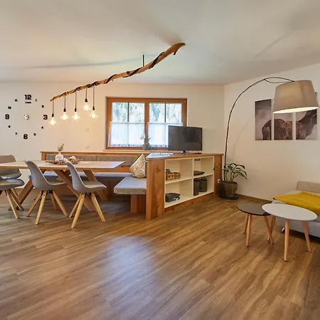 Hochwart Mit Eigenem Eingang Apartment Saalbach