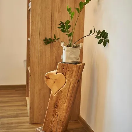 Apartment Hochwart Mit Eigenem Eingang